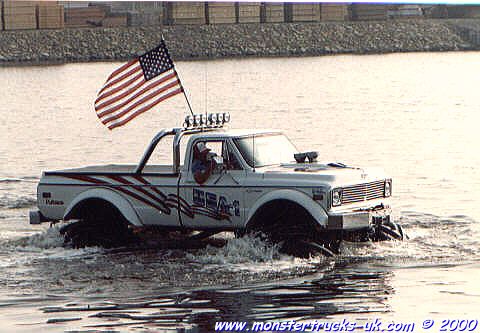 USA drowning truck
